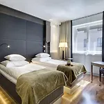 Hotel Glo Art 4*