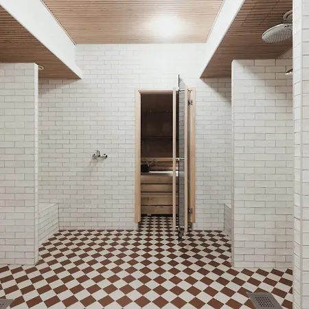 Jugend Hotel 4*